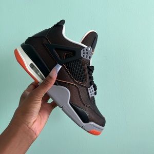 Air Jordan 4